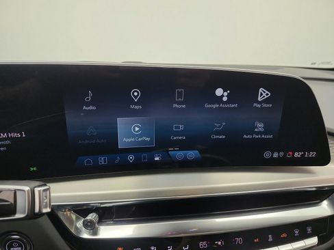 Used 2024 Cadillac Lyriq Sport RWD image 17