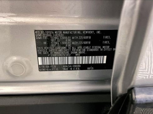 Used 2024 Toyota RAV4 SE image 43