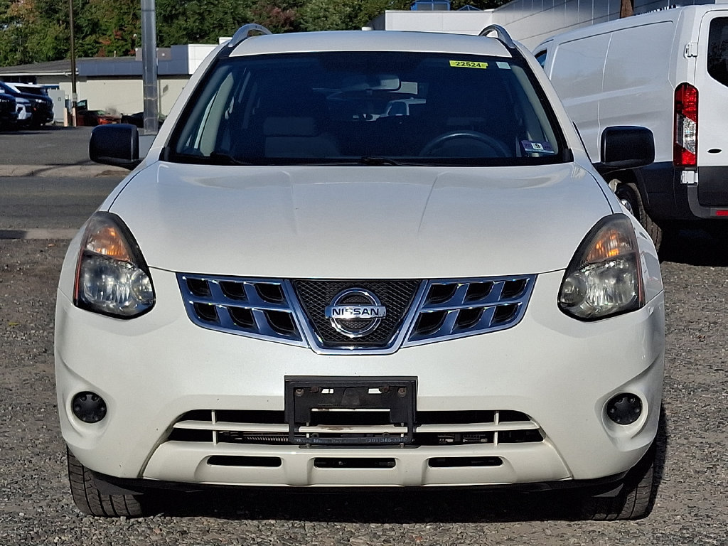 Used 2015 Nissan Rogue S w/ Convenience Package AWD/4WD image 2