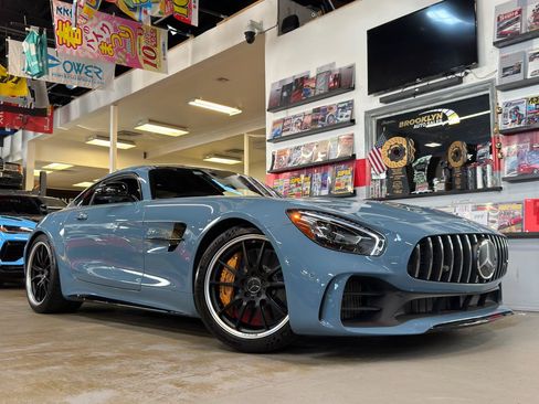 Used 2019 Mercedes-Benz AMG GT R image 1