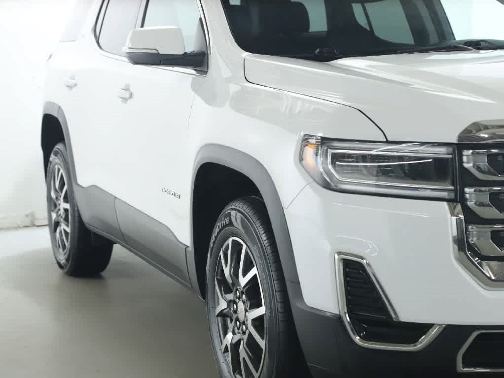 Used 2023 GMC Acadia SLE FWD image 8