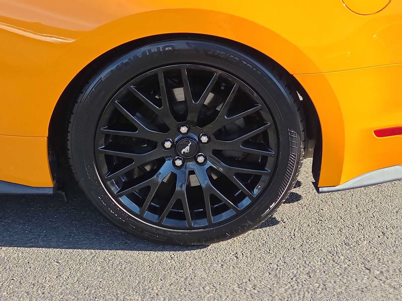 Used 2019 Ford Mustang GT Premium w/ GT Performance Package RWD image 16