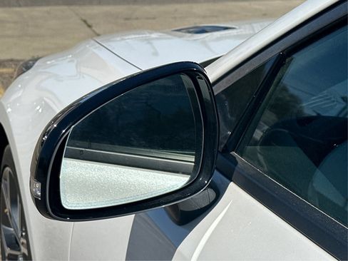 Used 2019 Kia Stinger GT2 image 25