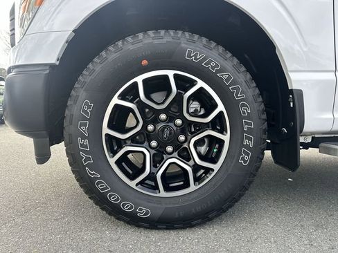 Used 2022 Ford F150 XL w/ Equipment Group 101A High image 11