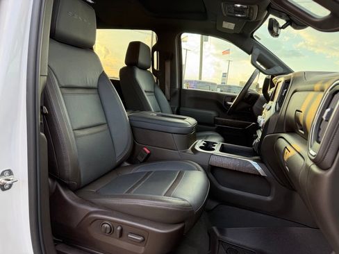 Used 2020 GMC Sierra 2500 Denali w/ Denali Ultimate Package AWD/4WD image 7