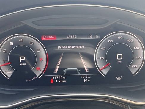 Used 2023 Audi Q8 Premium Plus w/ Premium Plus Package AWD/4WD image 8