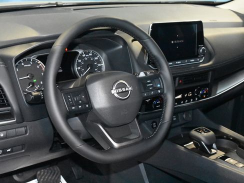 New 2026 Nissan Rogue SV w/ Cold Weather Package FWD image 2