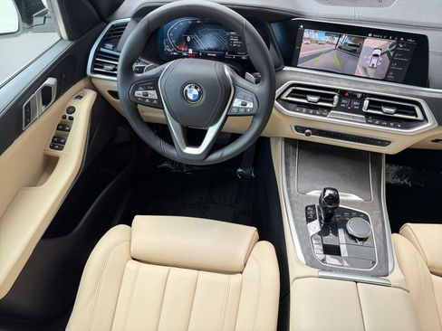 Used 2022 BMW X5 xDrive40i AWD/4WD image 29