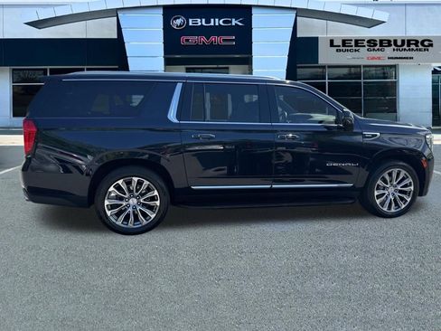 Used 2023 GMC Yukon XL Denali w/ Advanced Technology Package AWD/4WD image 8