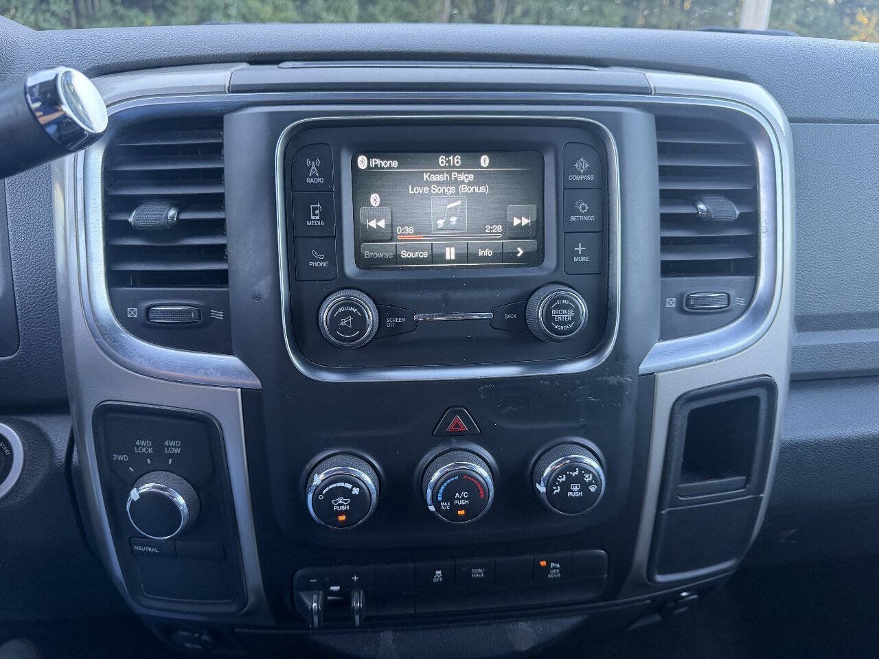 Used 2016 RAM 2500 SLT AWD/4WD image 16
