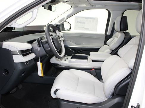 New 2025 Lincoln Navigator L Reserve image 26