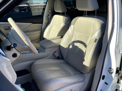 Used 2018 Nissan Murano Platinum image 7