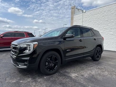 Used 2024 GMC Terrain AT4 w/ Infotainment Package II image 3