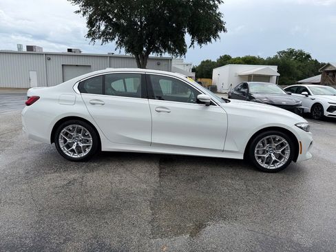 Used 2025 BMW 330i Sedan RWD image 10