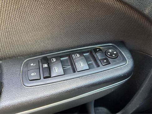 Used 2015 Dodge Charger SE w/ Sport Appearance Group RWD image 32