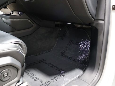 Used 2020 Lamborghini Urus image 40