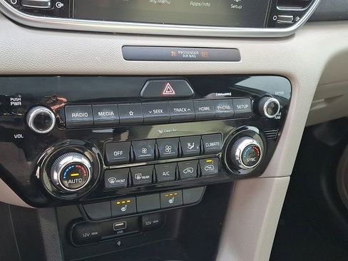 Used 2021 Kia Sportage S w/ S FWD Premium Package image 21