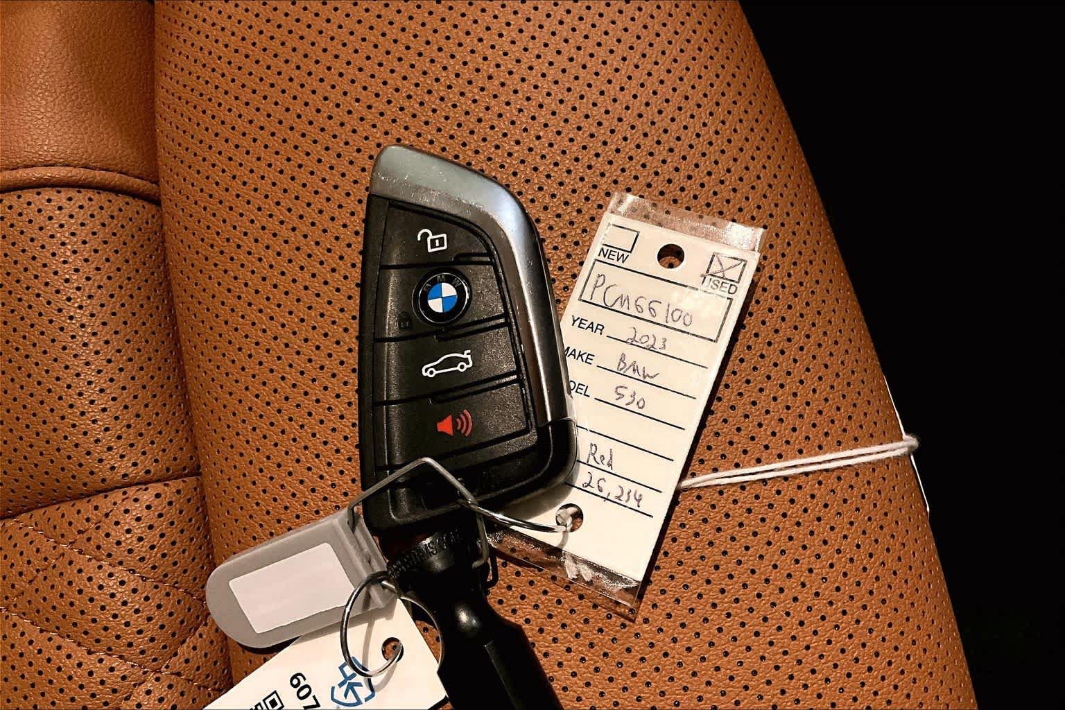 Used 2023 BMW 530i xDrive w/ Premium Package AWD/4WD image 28
