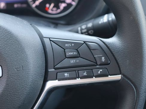 Used 2024 Nissan Sentra SV FWD image 13