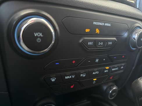 Used 2019 Ford Ranger Lariat w/ Equipment Group 501A Mid image 23