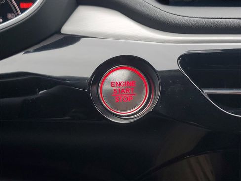 Certified 2023 Acura MDX FWD w/ Technology Package image 32