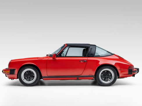 Used 1987 Porsche 911 Carrera RWD image 5