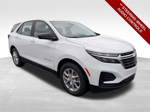 Used 2024 Chevrolet Equinox LS w/ LPO, Floor Liner Package image 9