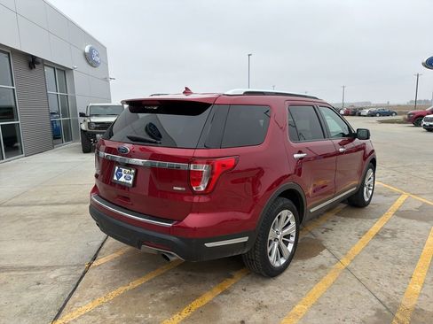 Used 2019 Ford Explorer Limited image 7