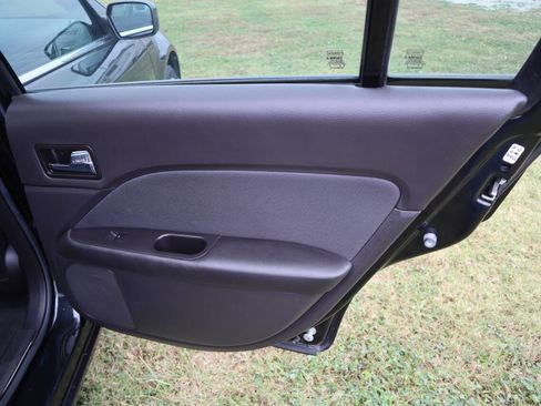 Used 2010 Ford Fusion SE image 14