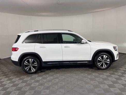 Certified 2026 Mercedes-Benz GLB 250 4MATIC image 42