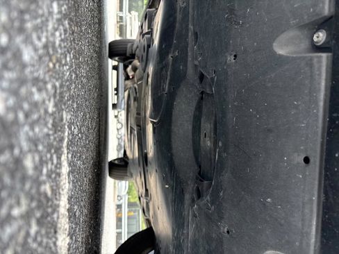 Used 2019 Toyota RAV4 XSE w/ XSE Weather Package AWD/4WD image 18