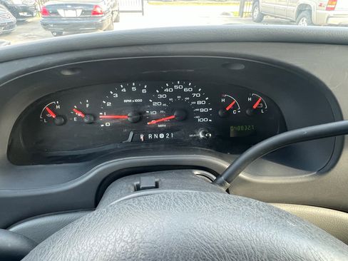 Used 2007 Ford E-150 and Econoline 150 image 58