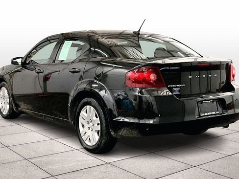 Used 2013 Dodge Avenger SE image 11