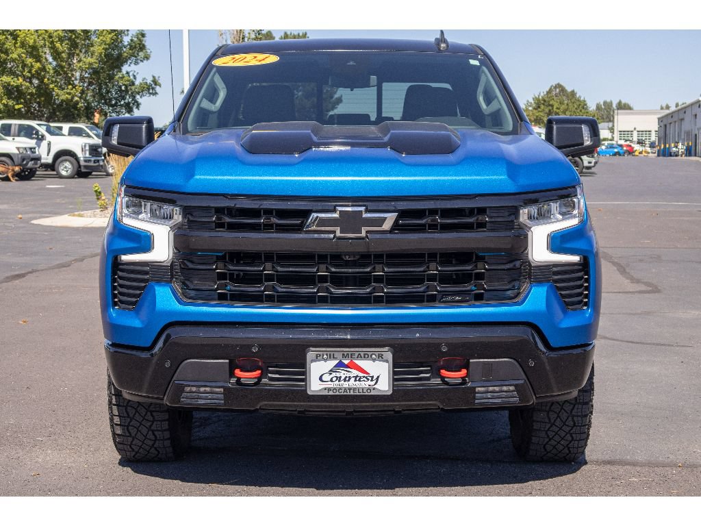 Used 2024 Chevrolet Silverado 1500 LT Trail Boss w/ LT Trail Boss Premium Package AWD/4WD image 8