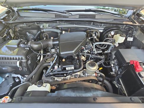 Used 2020 Toyota Tacoma SR w/ SR Convenience Package RWD image 32