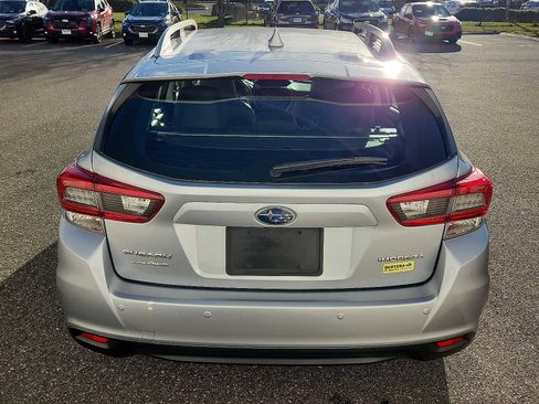 Used 2023 Subaru Impreza 2.0i Limited image 5