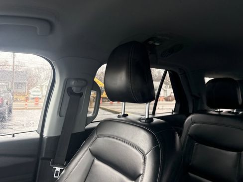 Used 2021 Ford Explorer XLT w/ Equipment Group 202A image 45