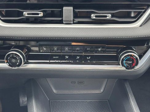 New 2026 Chevrolet Equinox LT w/ Midnight Edition image 19