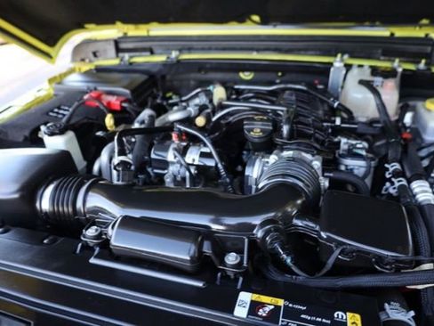 Used 2022 Jeep Wrangler Unlimited Willys image 40