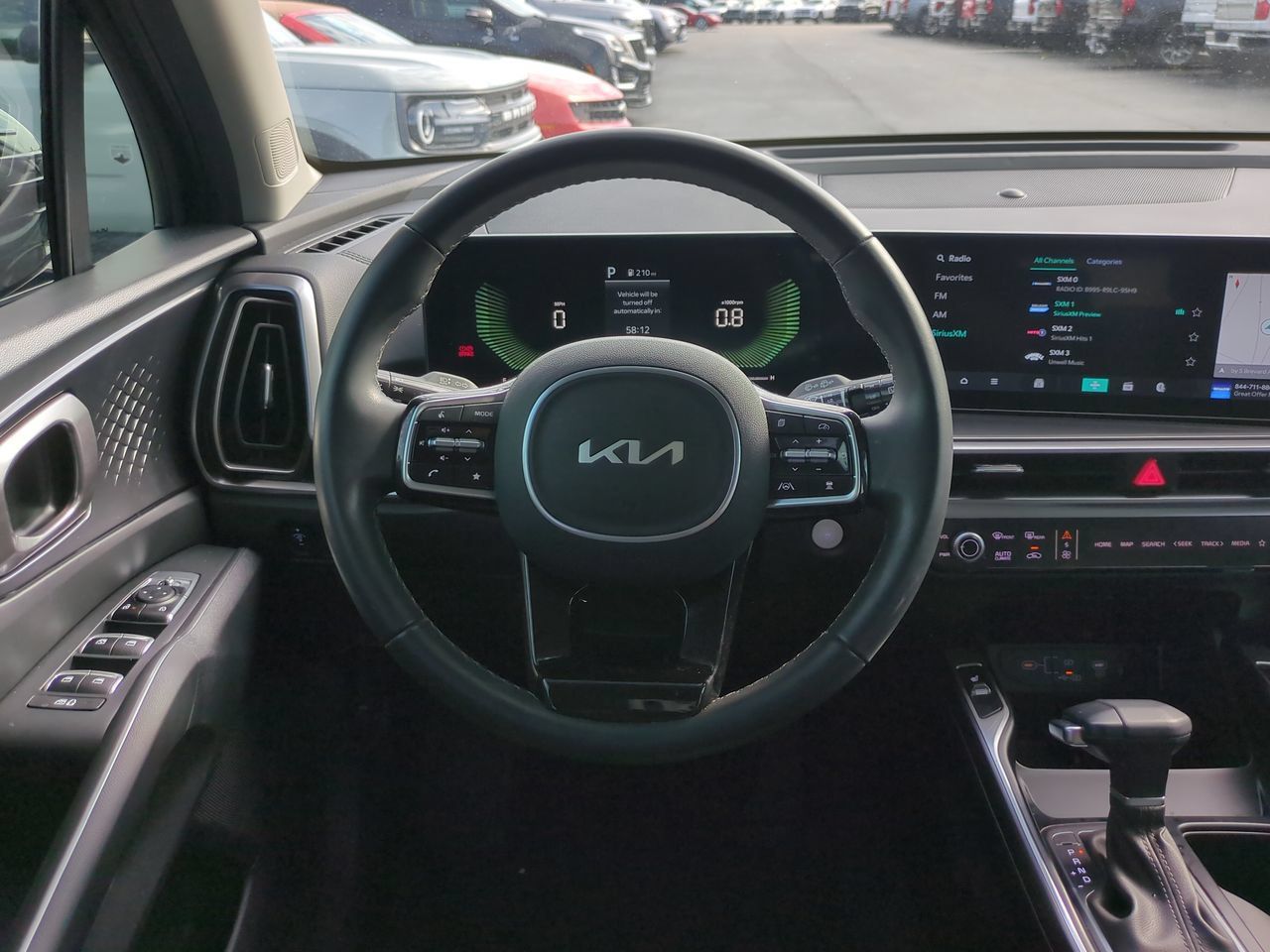 Used 2025 Kia Sorento S FWD image 17