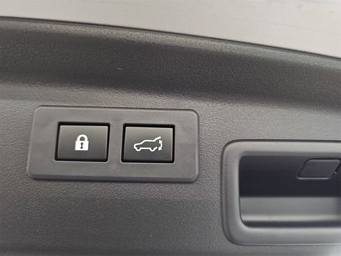 New 2026 Subaru Outback Limited image 13