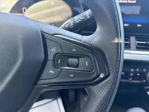 Used 2024 Chevrolet Trax LT image 17