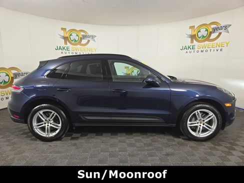 Used 2022 Porsche Macan image 10