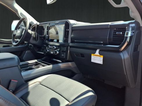 New 2026 Ford F250 Lariat w/ Black Appearance Package AWD/4WD image 20