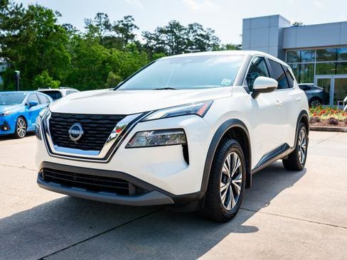 Used 2023 Nissan Rogue SV FWD image 11
