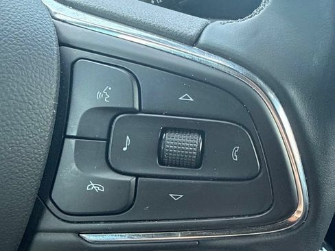 Used 2025 Buick Envista Preferred w/ Convenience I Package FWD image 29