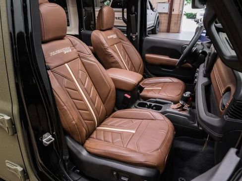 Used 2024 Jeep Wrangler Unlimited Rubicon 392 AWD/4WD image 81