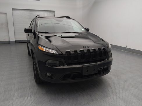 Used 2018 Jeep Cherokee Limited w/ High Altitude Package image 14