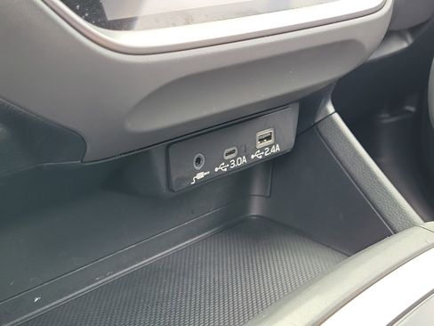 Certified 2024 Subaru Crosstrek 2.0i Premium image 27
