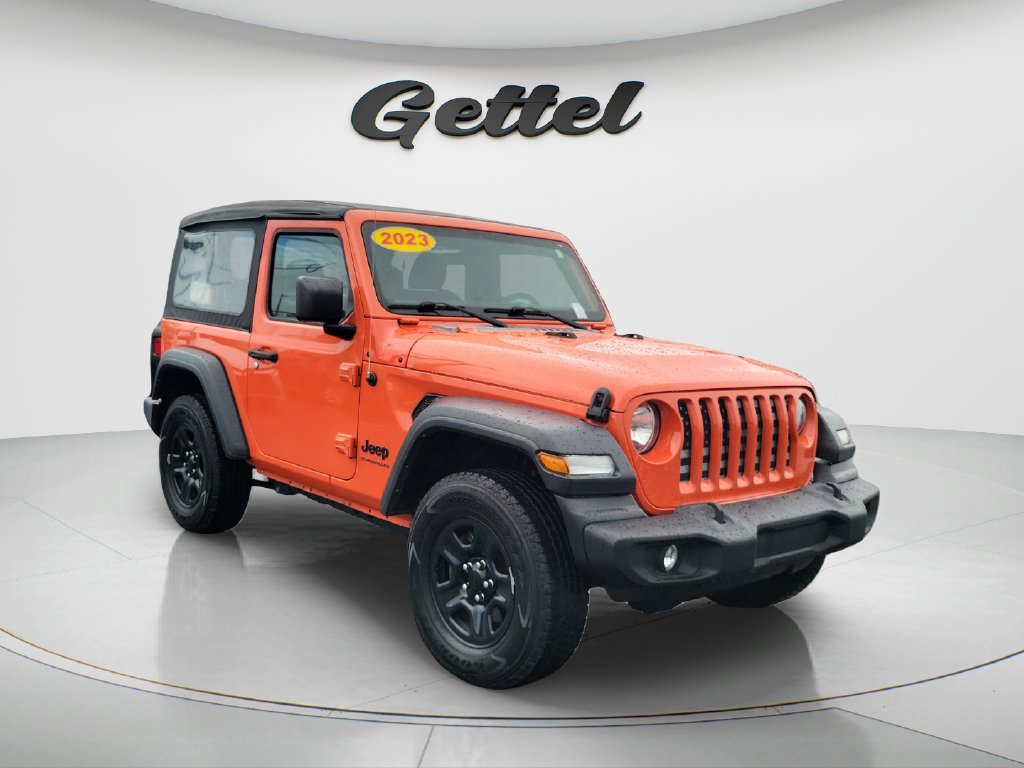 Used 2023 Jeep Wrangler Sport AWD/4WD image 3